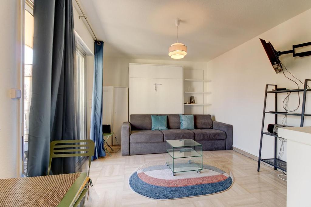 Cozy Studio Apt with balcony close to Garibaldi - 5