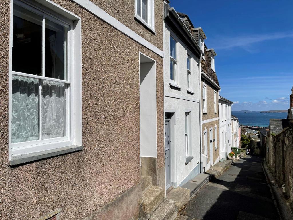 9 Mount Pleasant, St Ives