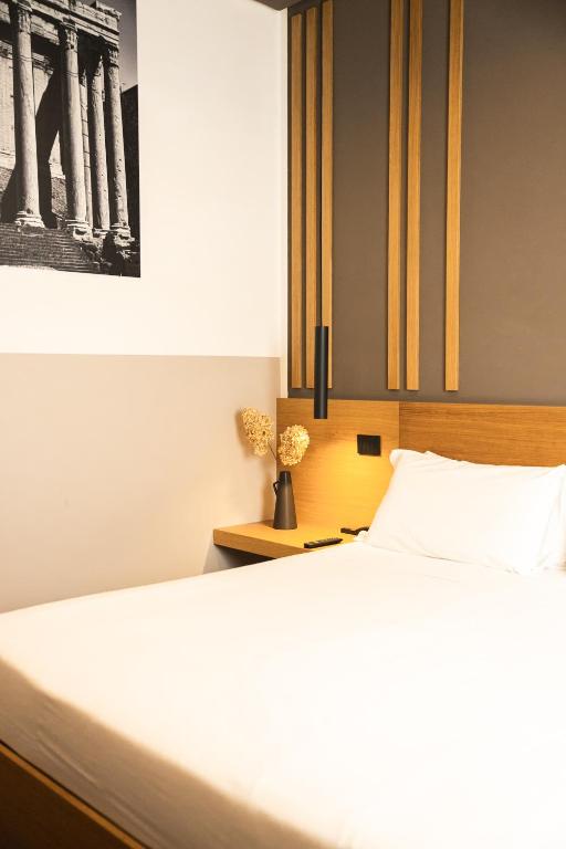 Central Lodge Hotel - 4