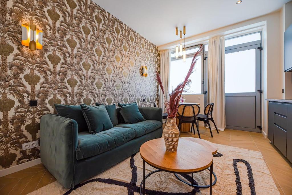 2Cozy1BR#Exhibition Centre - 2