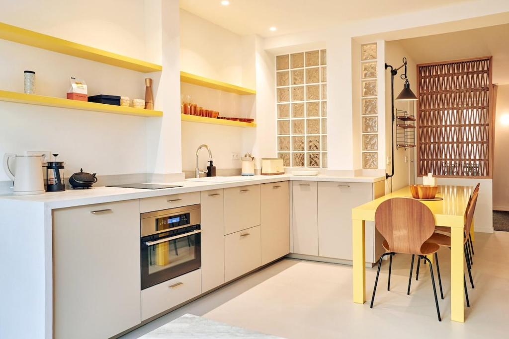 Grand studio pour 4p Paris 14 - 2