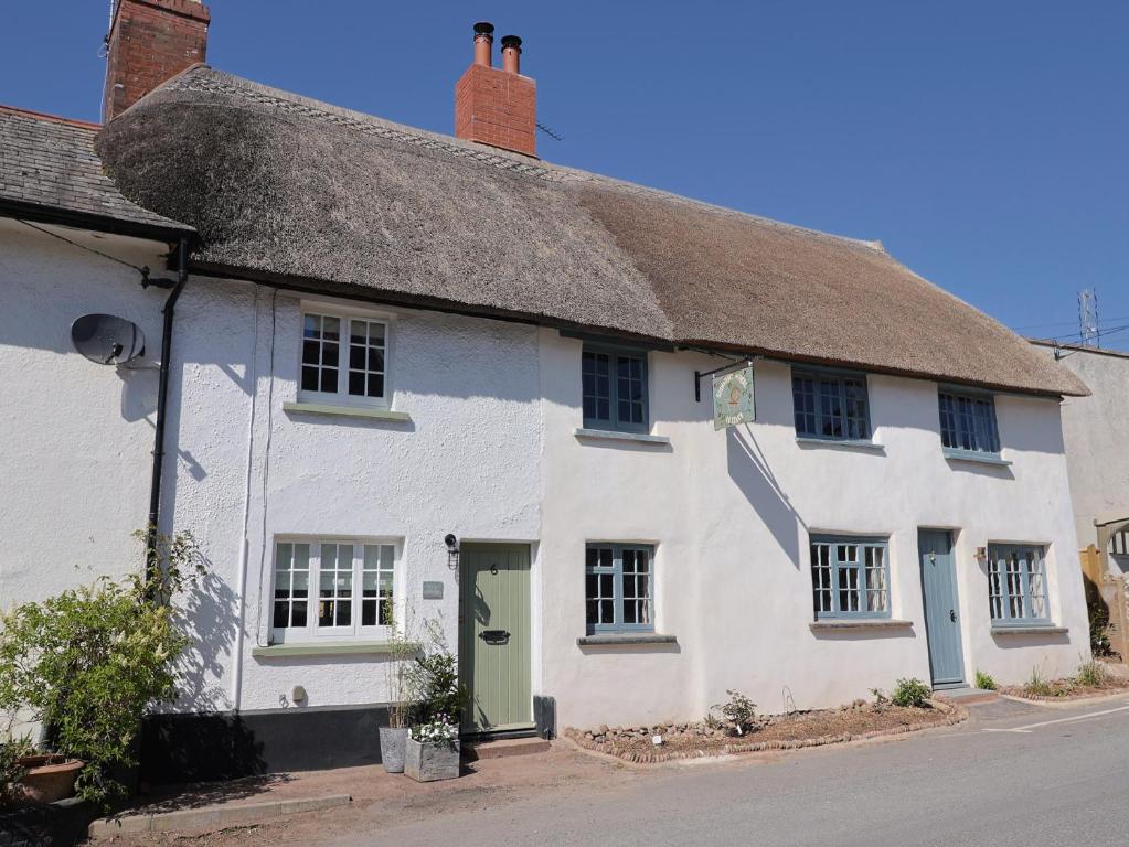 Robyn Cottage, Budleigh Salterton