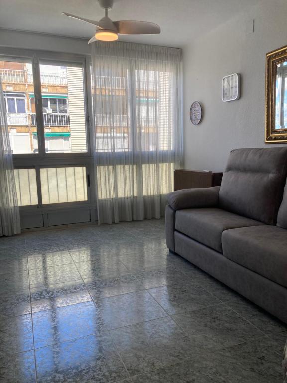 Apartamento La Pineda a 100 metros de la playa!! - 4