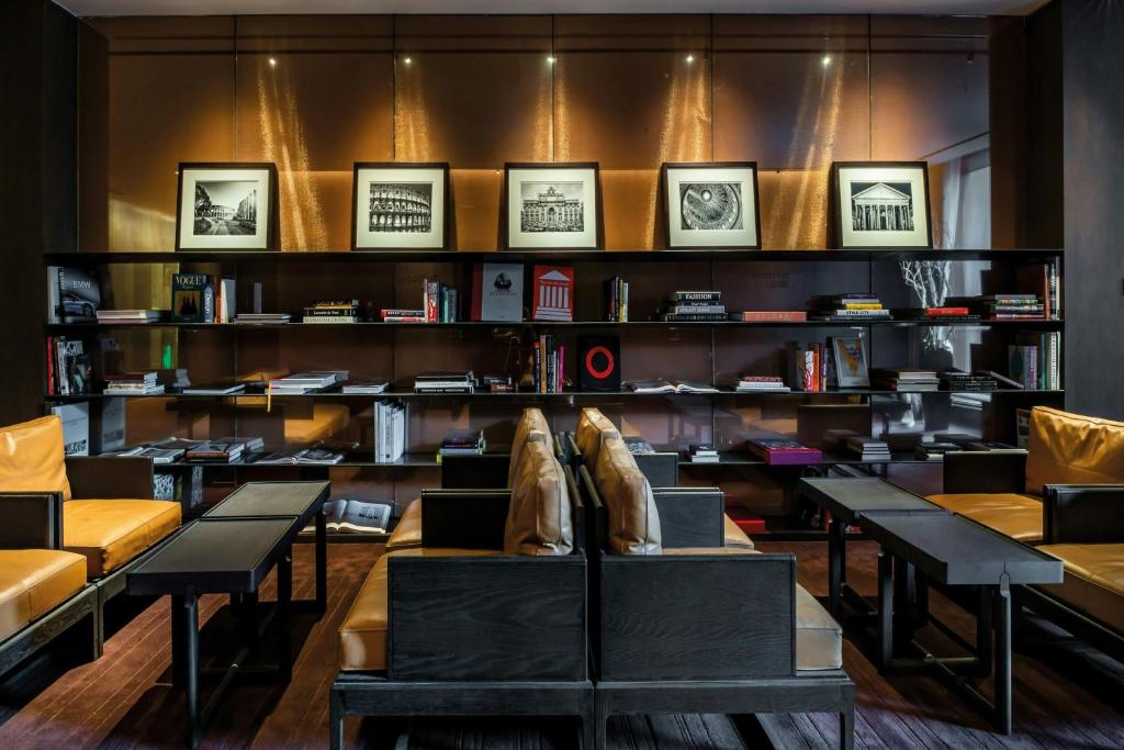 Bar/lounge
