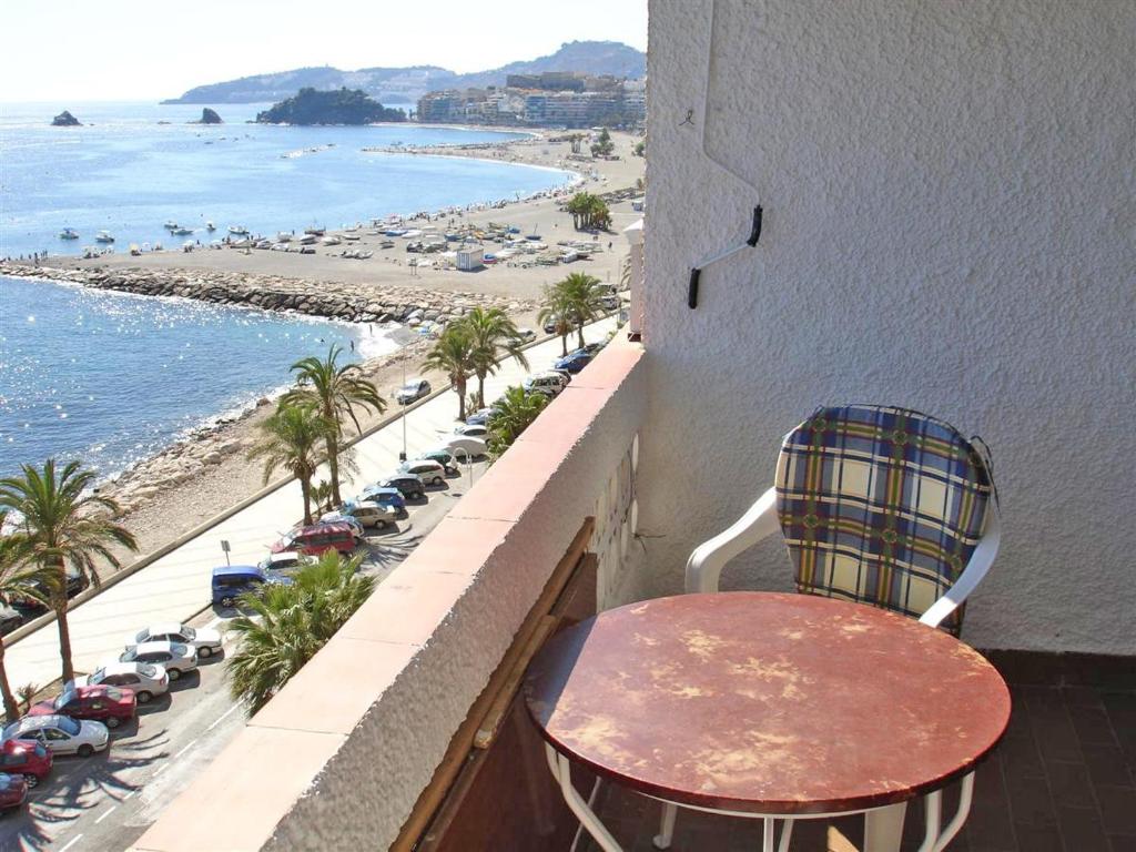 PUSHE Puerta del Mar Beach & Tradition 2 - 4