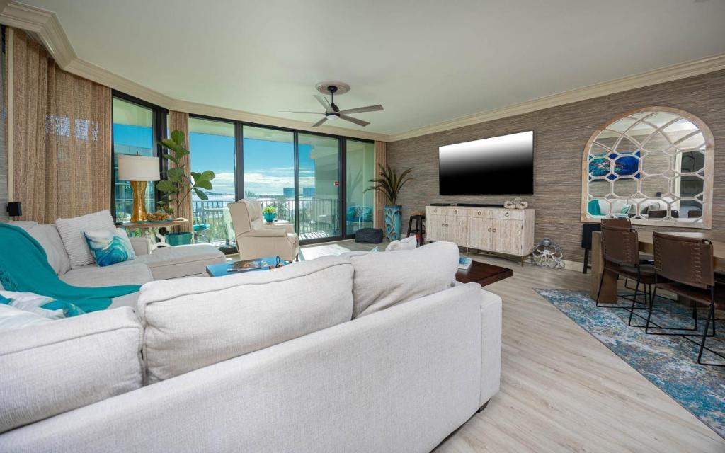 Phoenix on the Bay 1307 condo, Orange Beach