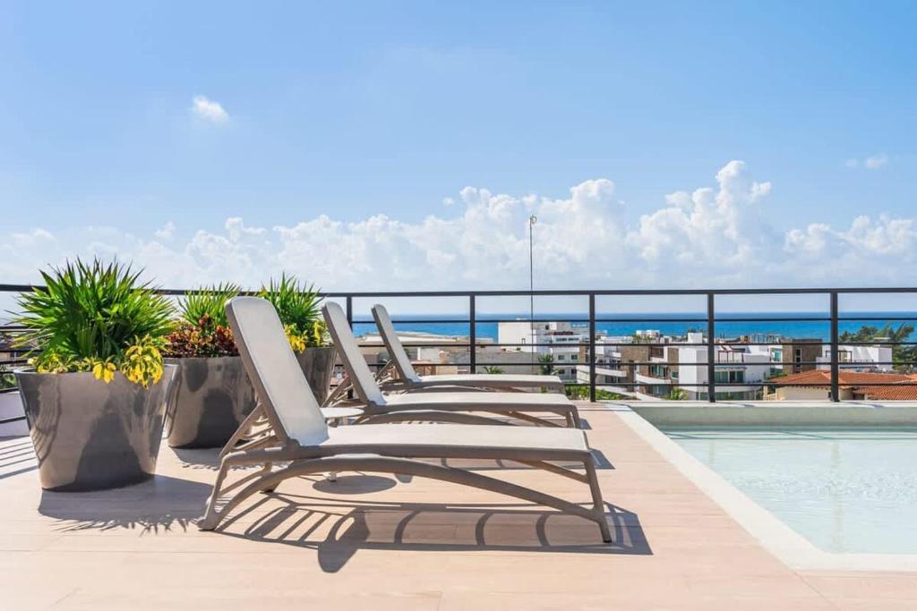 Luxury 1BR, 200m from the beach Rooftop Ocean View - 4
