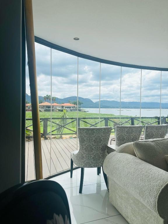 View at 81, Hartbeespoort