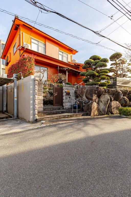 潮宿enjoykeys A private rental space with a Japanese garden