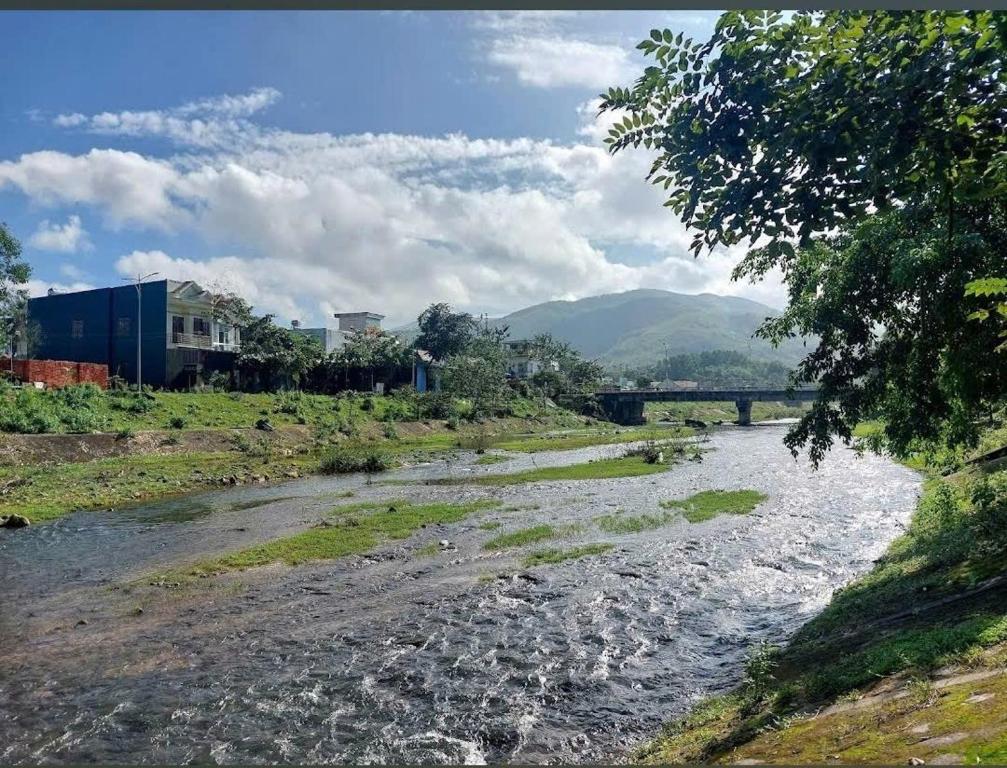 Nhà Nghỉ Hoàng Anh bờ kè 객실