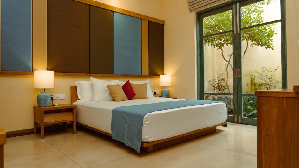 The Bloom Saffron, Negombo