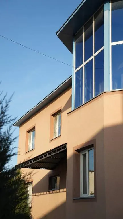 Hostelhome, hotel v destinaci Türkistan