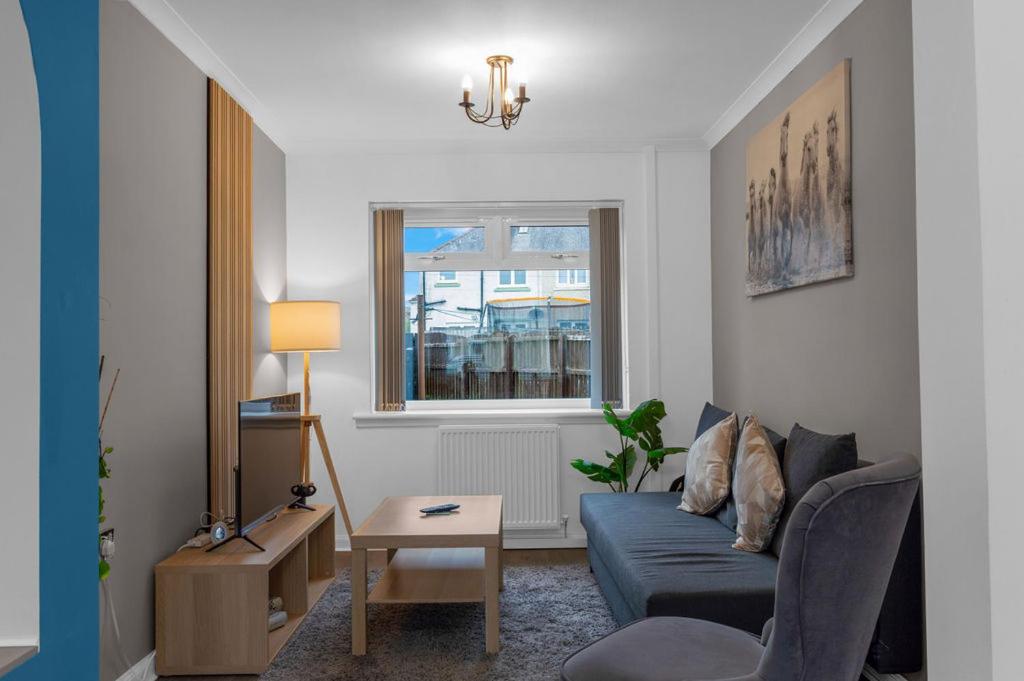 Vacant Nests The Grampian Free Wifi, Wishaw