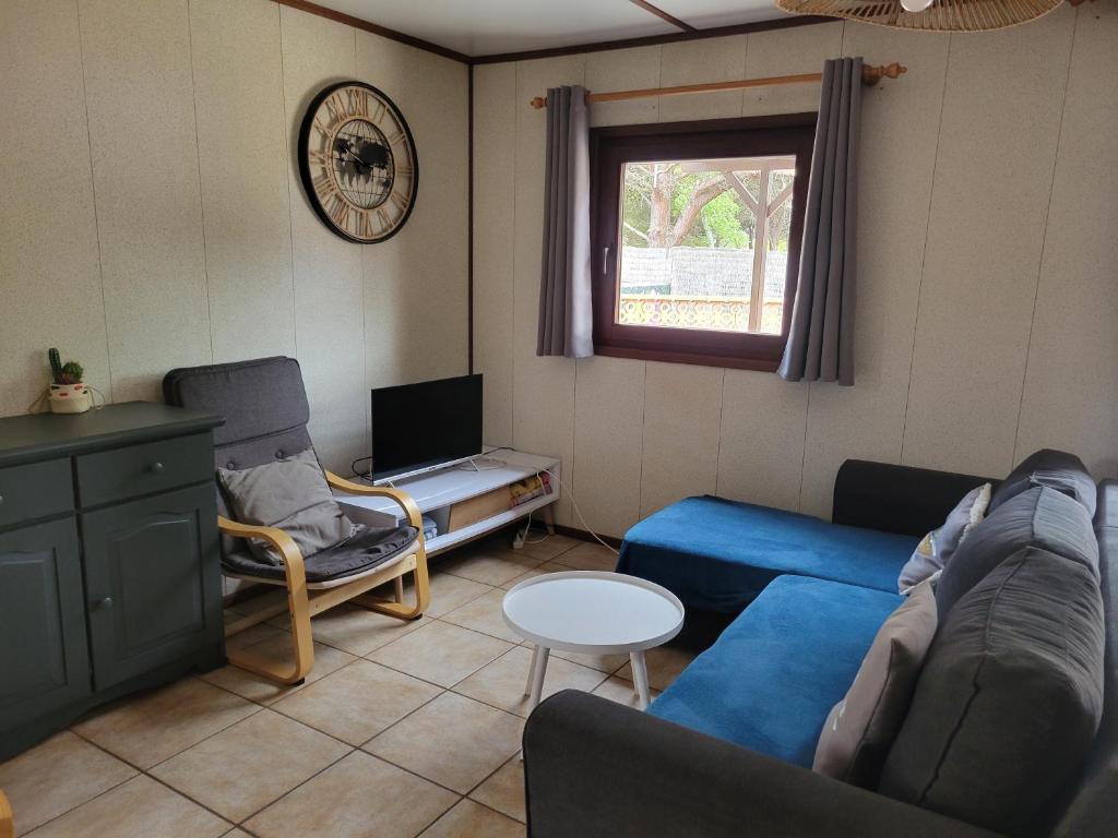 Villa d'angle spacieuse climatisée étage, clôturée dans domaine PORTES DU SOLEIL, 3 chambres, 7 couchages, wifi, accès payant aux piscines, 400m de la mer de portiragnes plage,LRPDSR6 - 5
