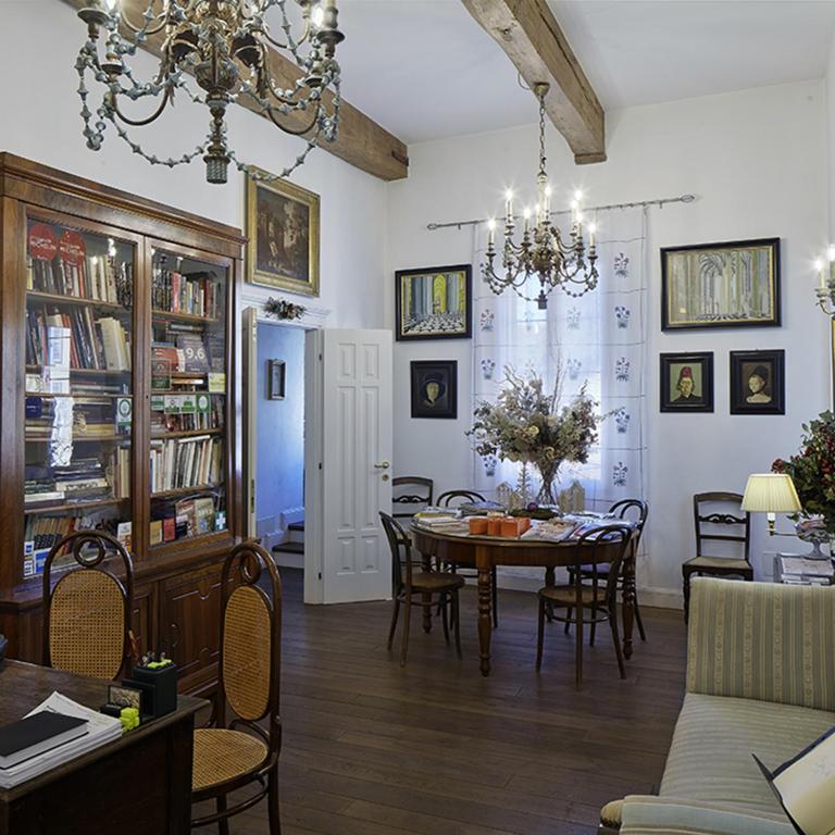 M Club De Luxe B&B photo