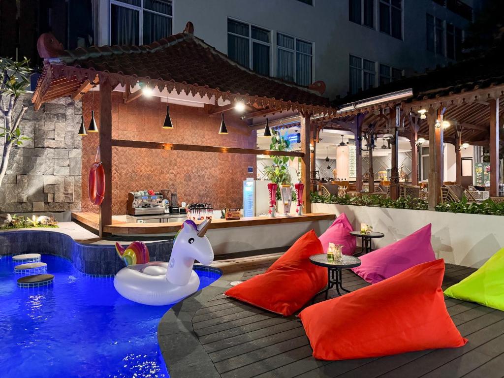 Aveon Hotel Yogyakarta by Daphna Management