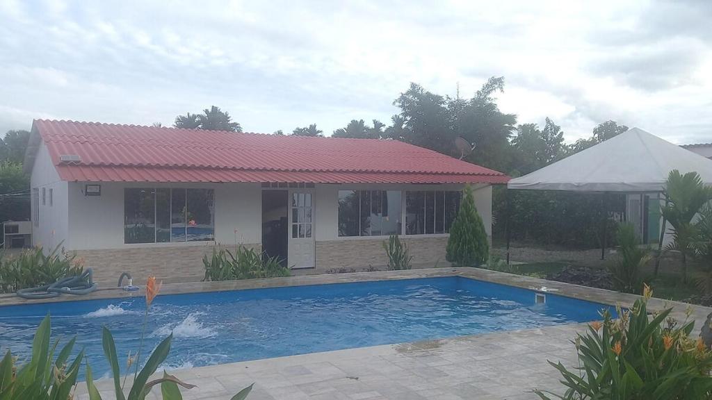 Cabañas San Luis, Estación El Salto