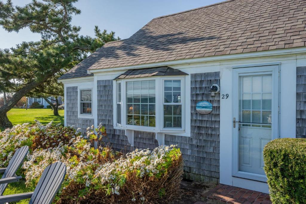 Seaside Cottages - Cottage 29 - Popies Place, South Yarmouth