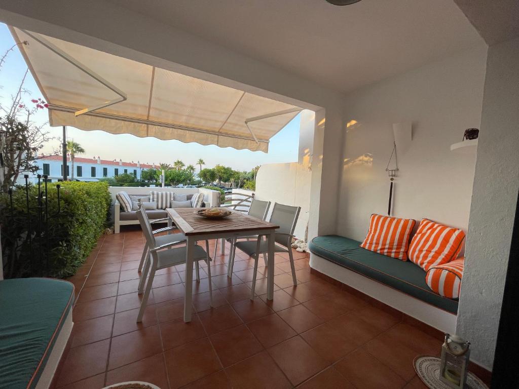 S'ATALAIA 3 by SOM Menorca, Fornells