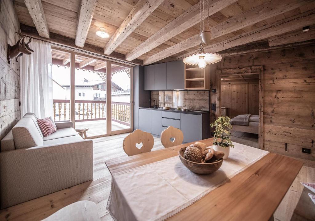 Ciasa Somuer - Historic Boutique Apartments - 2