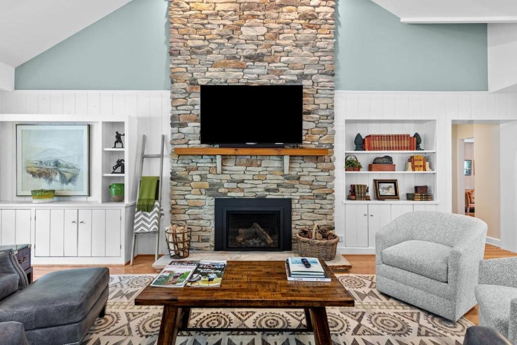 Pine Cone Cottage - Village of Pinehurst, Pinehurst