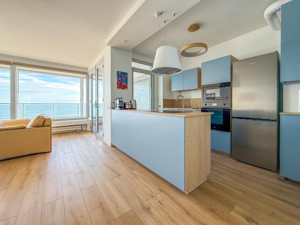 Grand appartement lumineux avec vue imprenable sur la baie des Sables d'Olonne - 6 personnes - 2