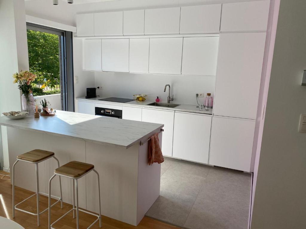 Modern & Cozy Apartment near Tomorrowland- Sleeps 4, Edegem