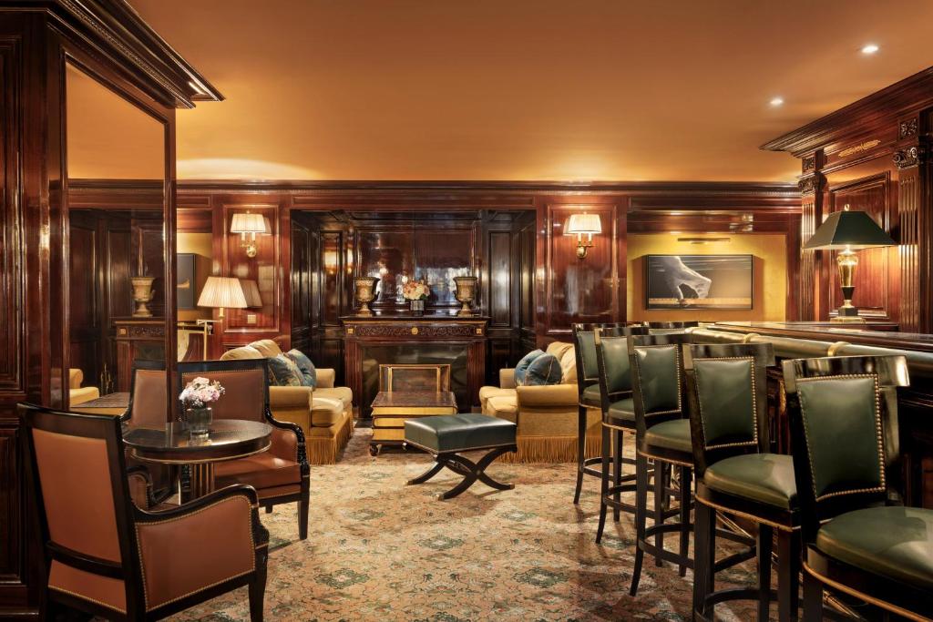 Bar/lounge