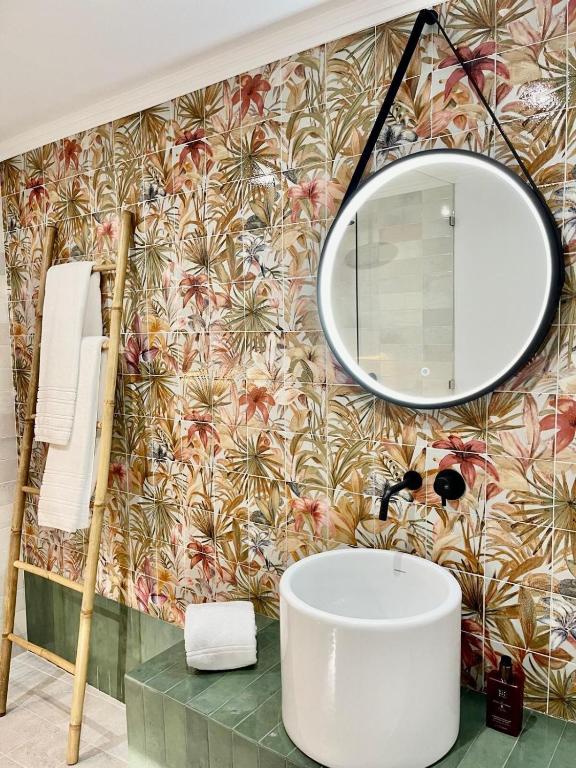 Charming of Olhão, Bicas