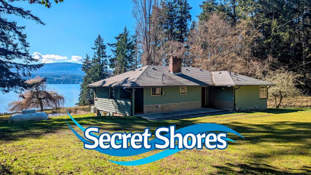 Sq Secret Shores, Sequim