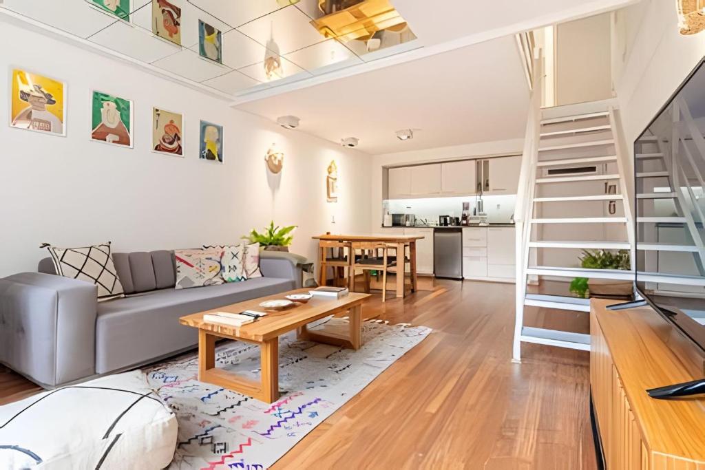 Cool Duplex in Palermo Chico with Private Patio! - 4