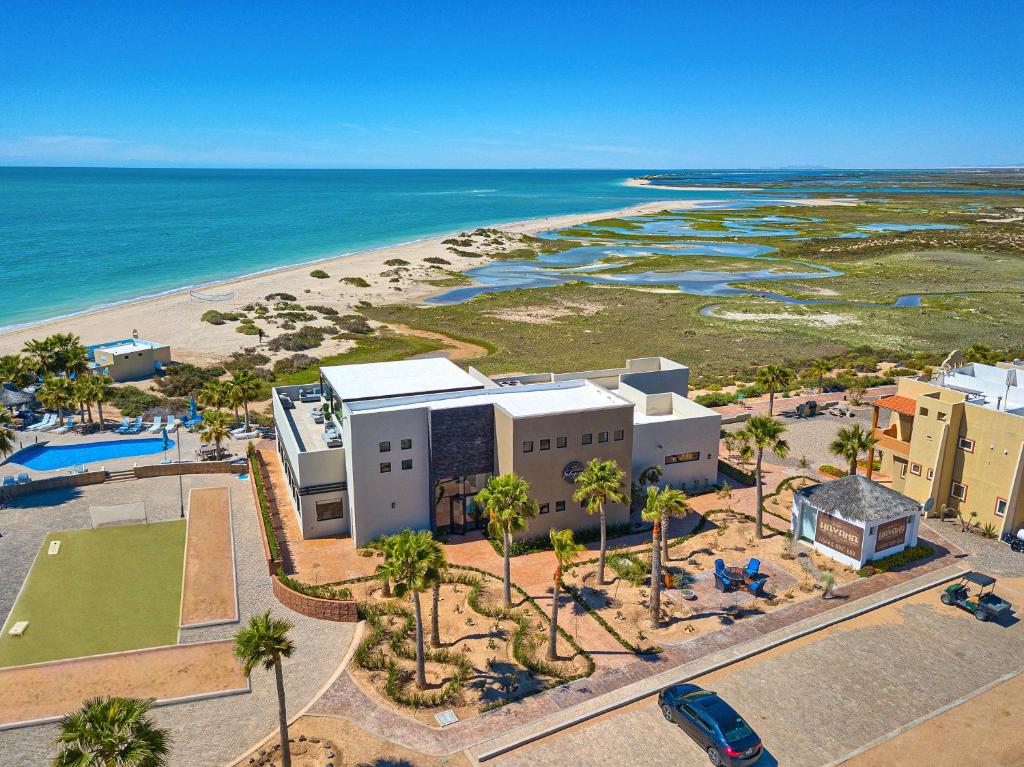 Laguna Shores Resort - 2