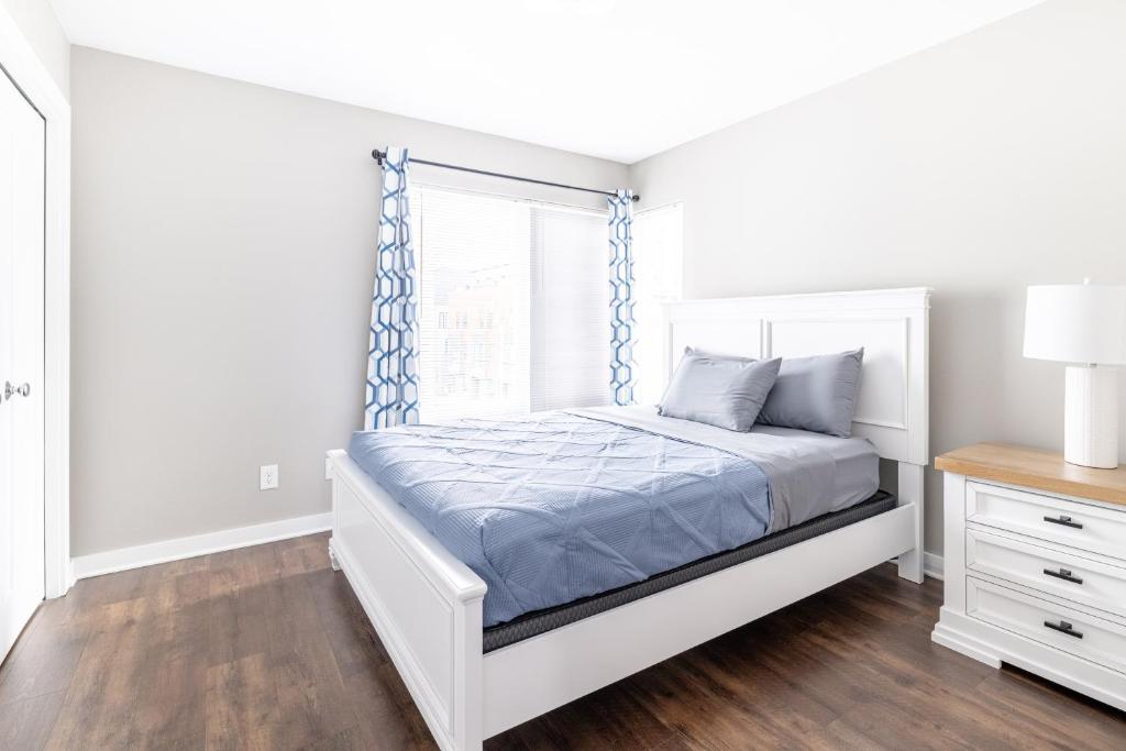 Luxury Downtown Townhome Private Garage Unit 6, Cleveland