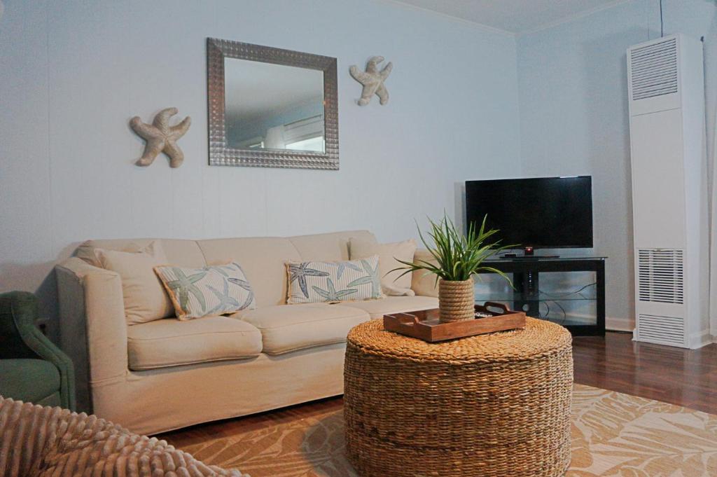 Luxurious ocean view condo in Midtown, 51st Street 2 bedrooms, Ocean City