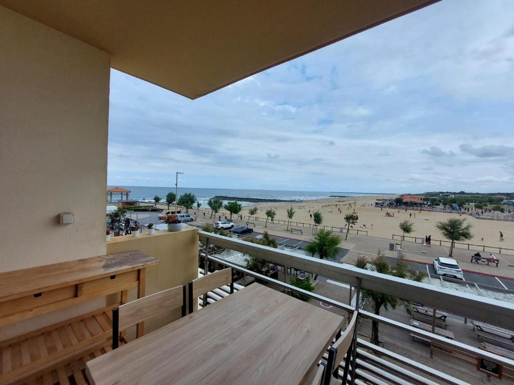 Appartement rénové avec parking, proche océan à Anglet - 2