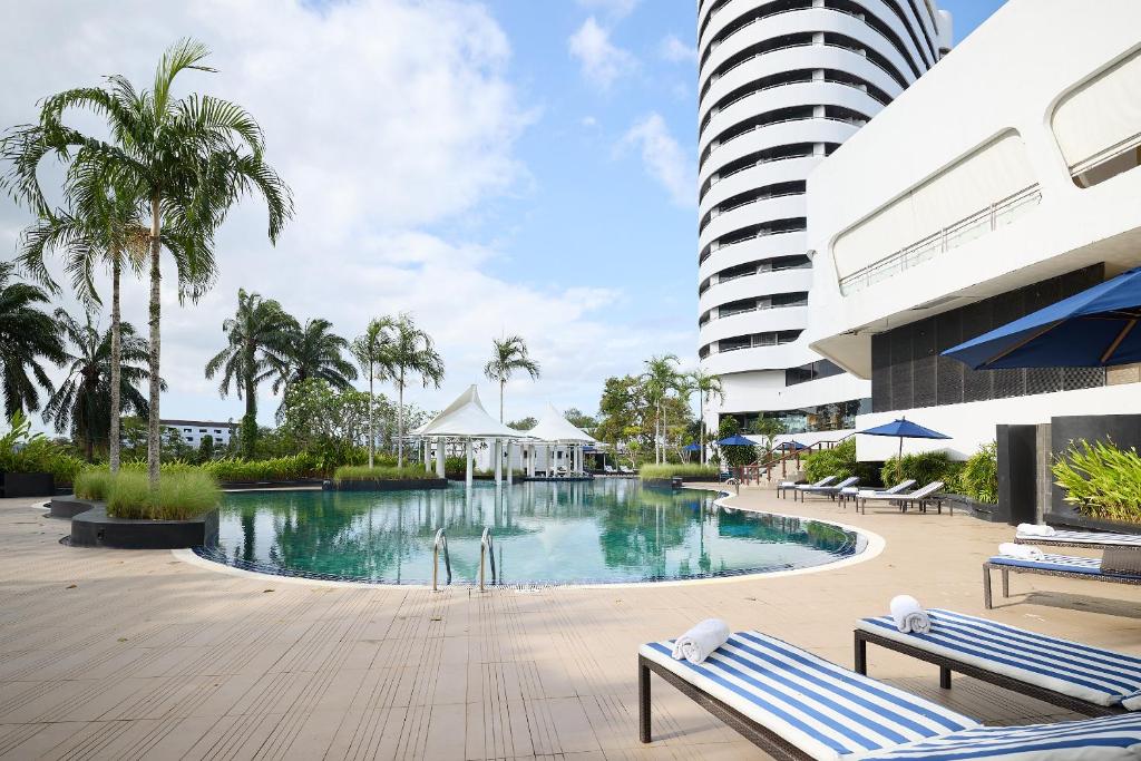 Swimming pool, Rua Rasada Hotel - The Ideal Venue for Meetings & Events in Trang