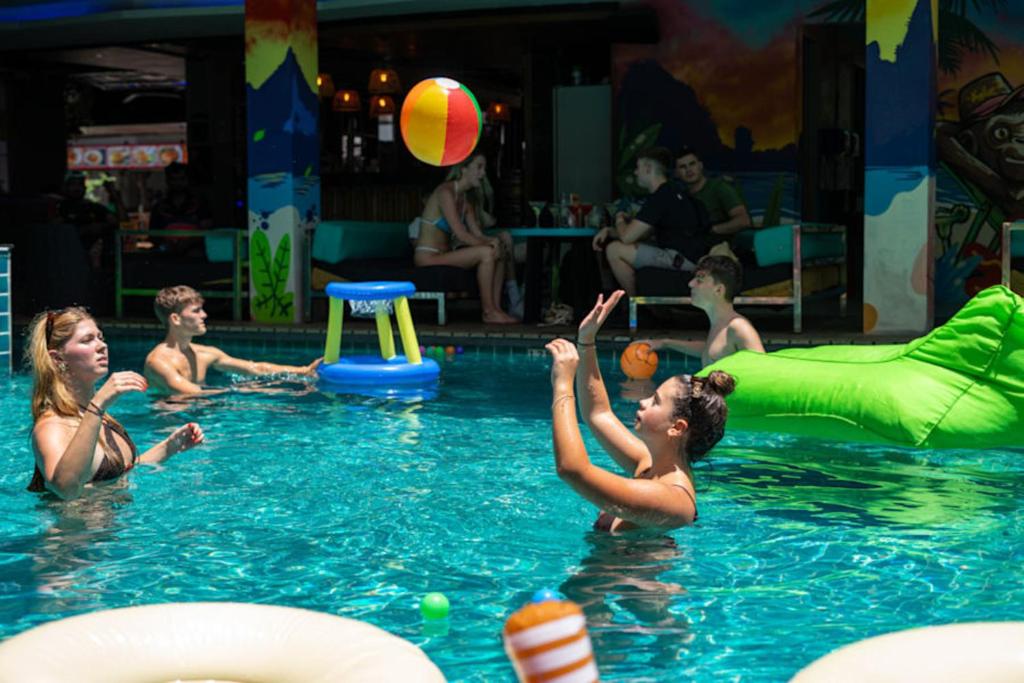 Swimming pool