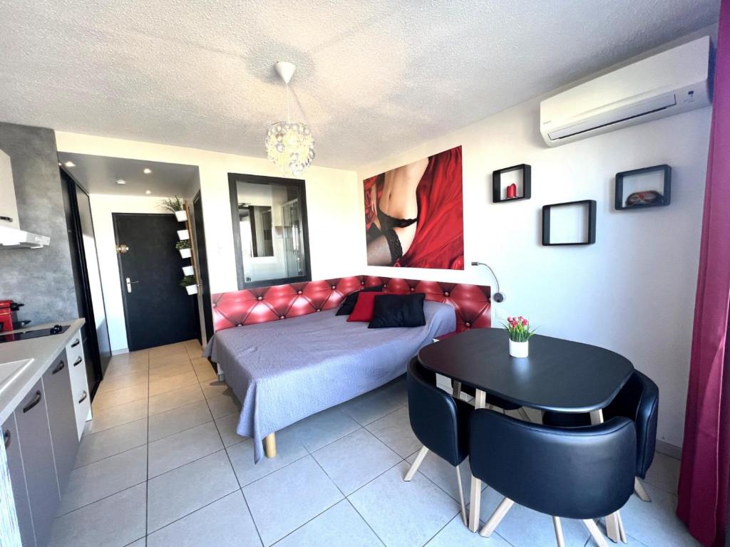 Studio 17C, HELIOPOLIS C au village naturiste - 3