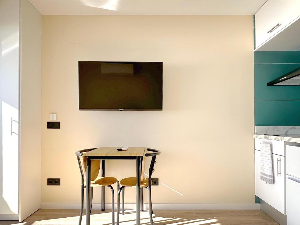 The Penthouse Atic - 3