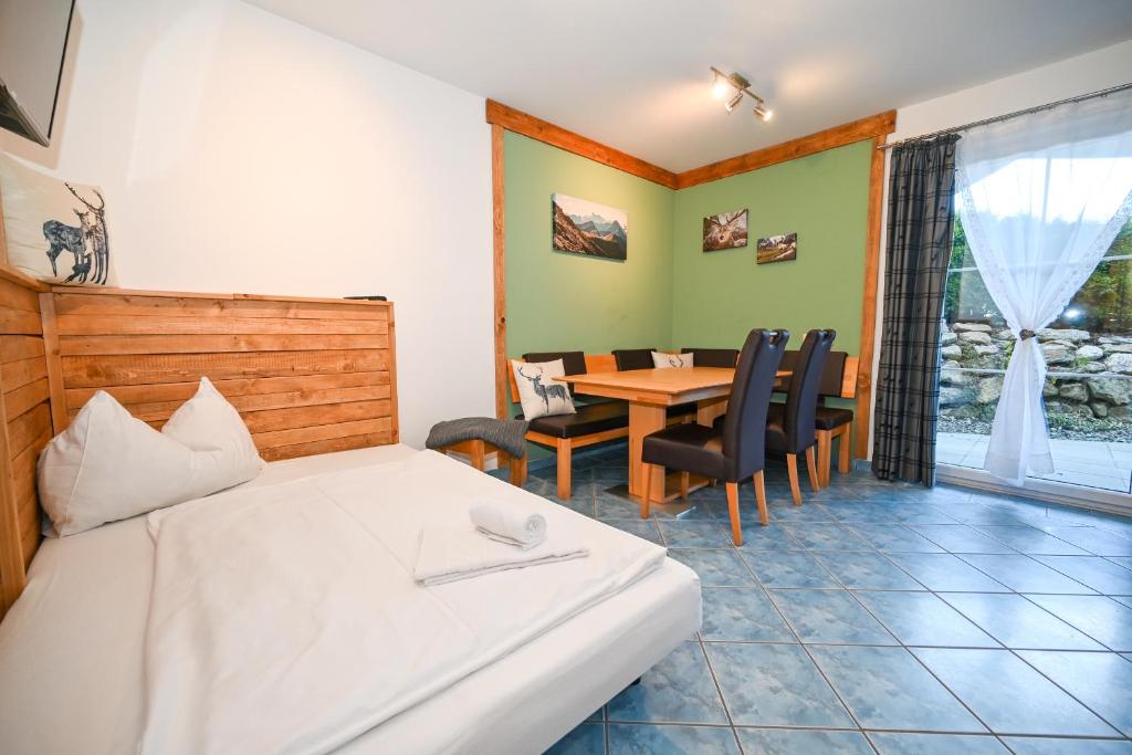 Panorama Apartments Bruck by All in One Apartments - 4