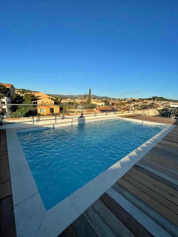 Appartement 2 chambres en rez de jardin avec piscine - 1