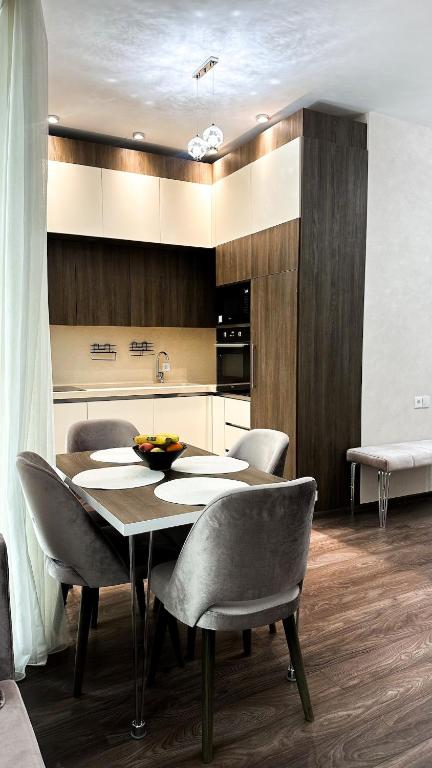 Paradox 5 center, Baku