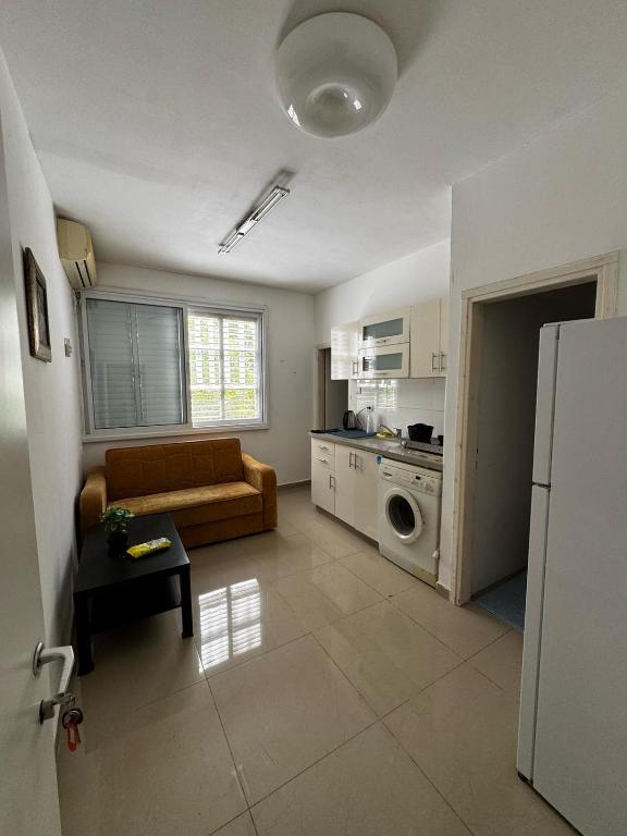 2 room apartment cozy nest, Haifa