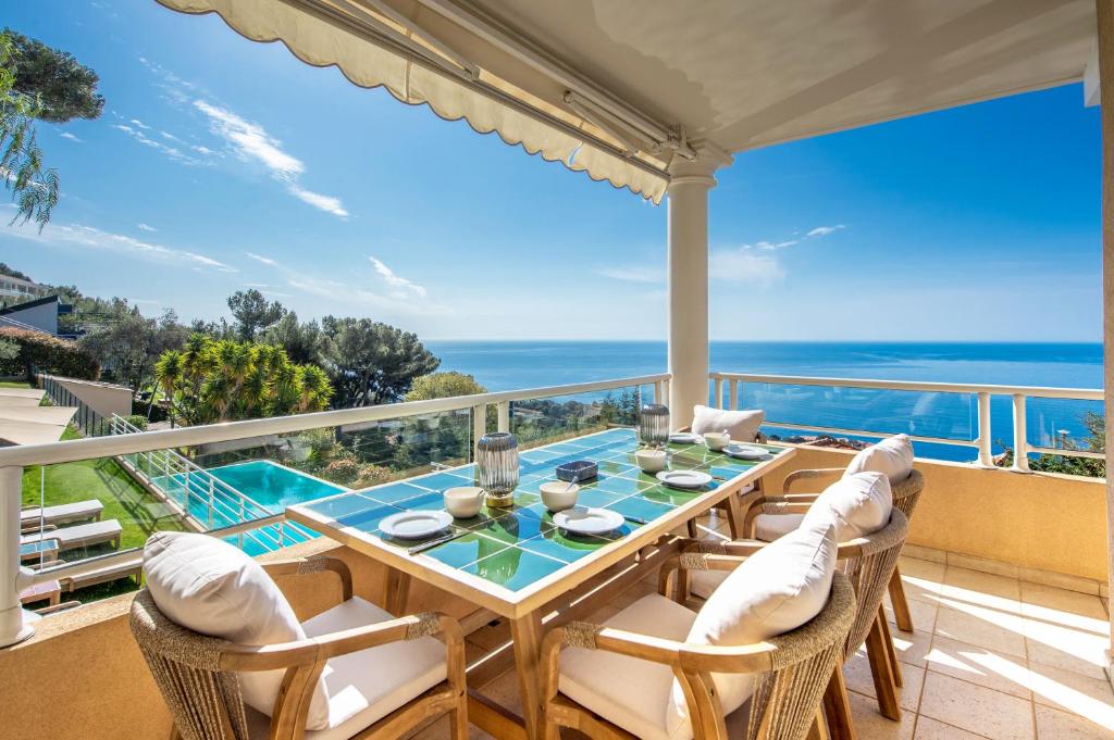 Magnifique Villa vue mer - Piscine - Parkings - DG - 3