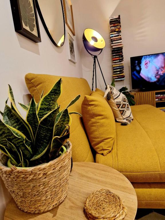 Tal-Pupa Converted Home, Marsaxlokk