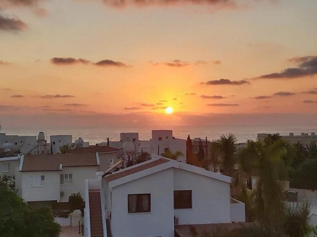 260 m to Beach, Sea&Sunset view terrasa, Chlorakas