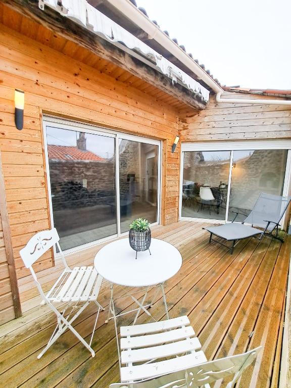 Les Cerisiers - PROCHE DU GOLF, DES THERMES DE SAUJON ET DU CENTRE VILLE - MAISON FAMILIALE - 5