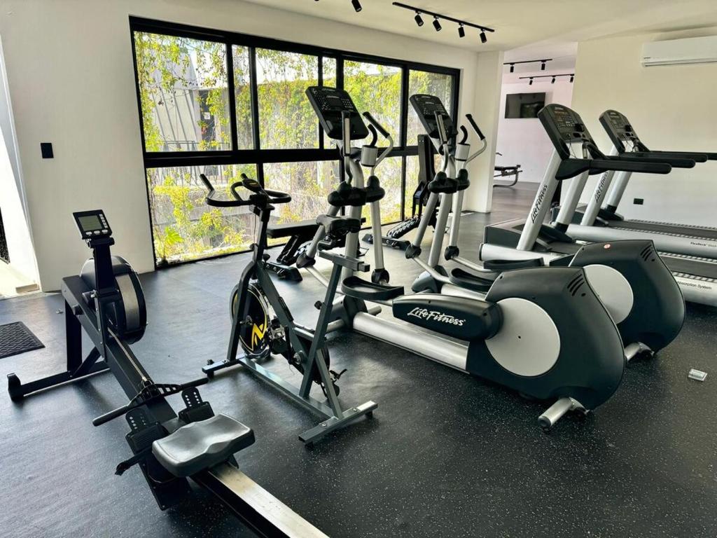 Vibrant Studio Near 5th Avenue - 5