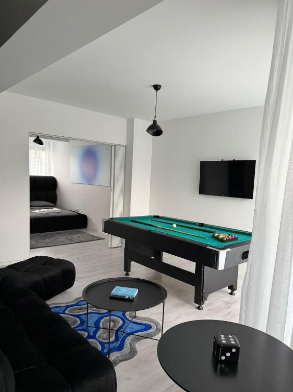 HYPED Flat, Pristina