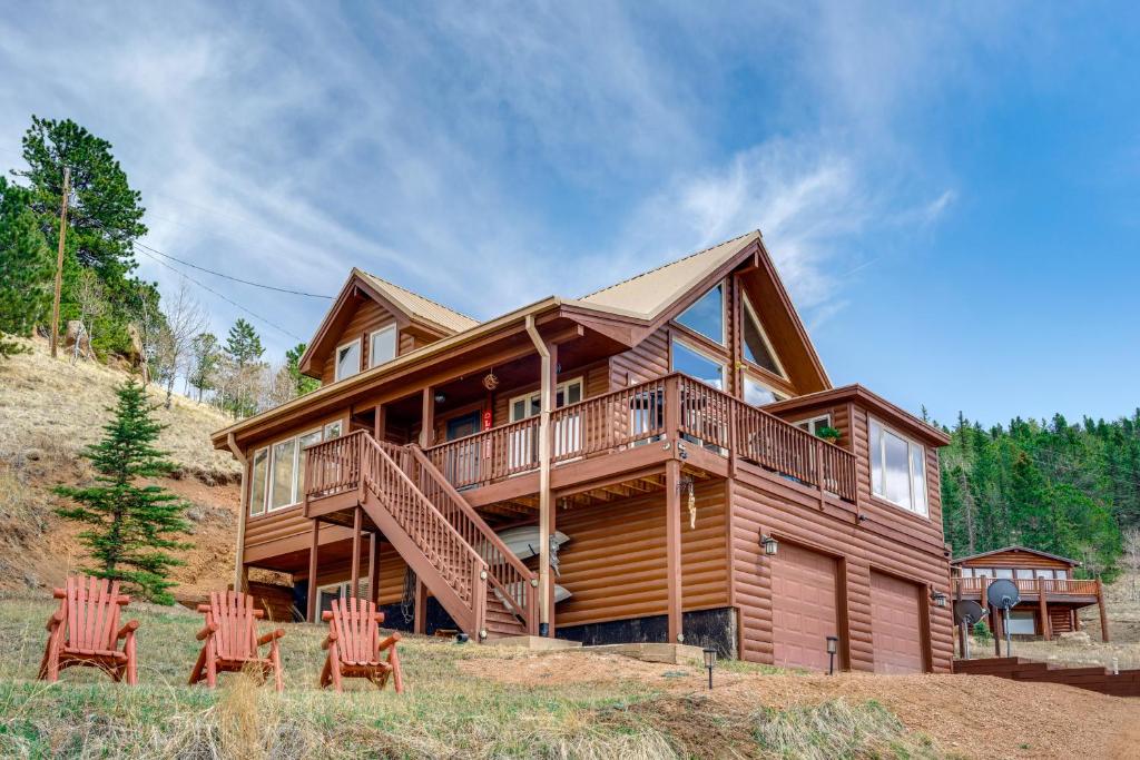 Lakefront Divide Cabin with Game Room!, Woodland Park